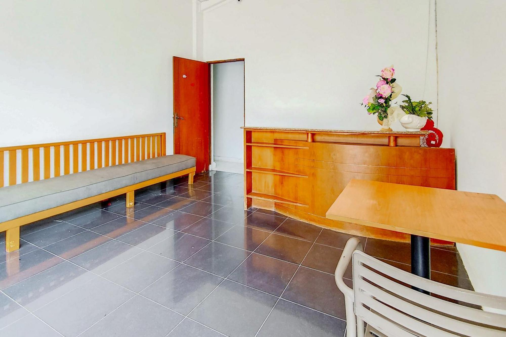 Hotel Rabel Redpartner Jakarta